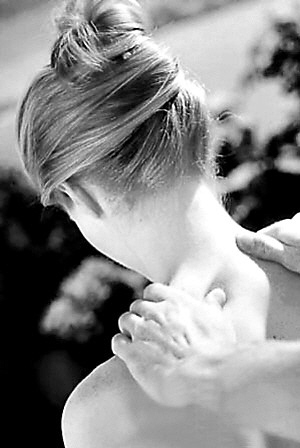 颈椎伴有椎管狭窄,头晕心慌胸闷-颈椎会不会引