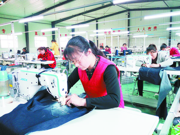 工作就在家门口 顾家挣钱两不误