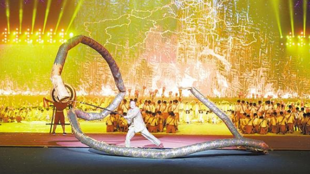 省运会开幕式大气恢宏 众网友连声叫好