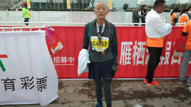 【周口马拉松】年龄最大选手——孔祥义:七旬老人两度参加马拉松赛