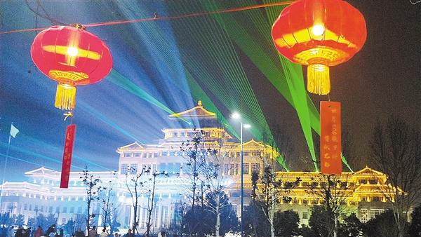 激光“大秀”闹元宵