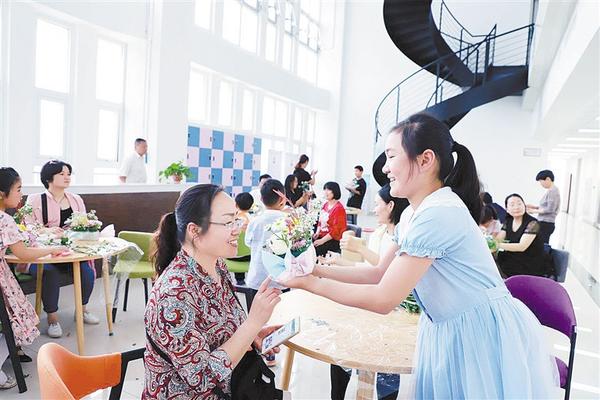 感恩母亲节 妈妈我爱您