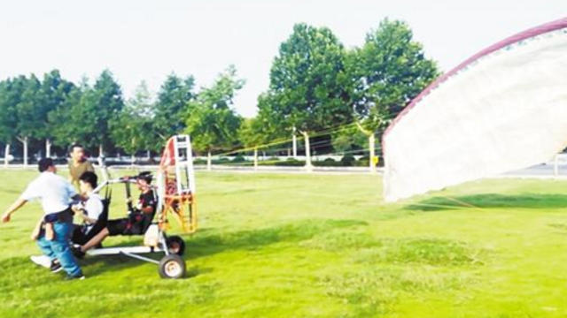 滑翔伞运动悄然兴起