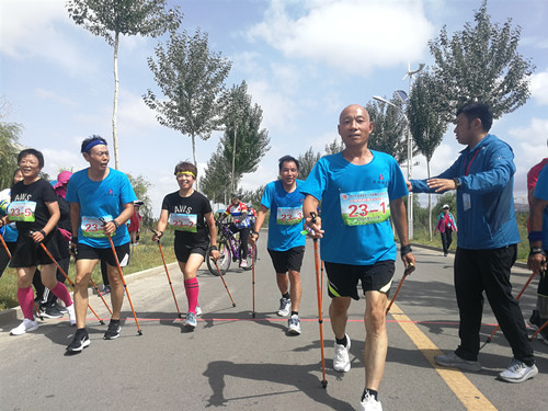 2019年全国老年人持杖健走交流活动开幕！周口市10名爱好者参赛