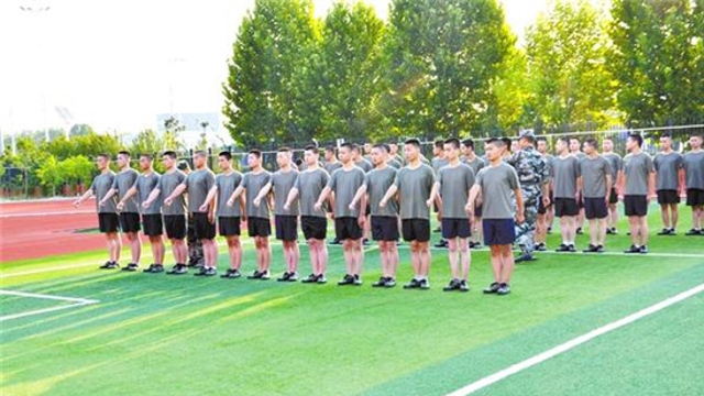 又是一年征兵季 预定新兵训练忙