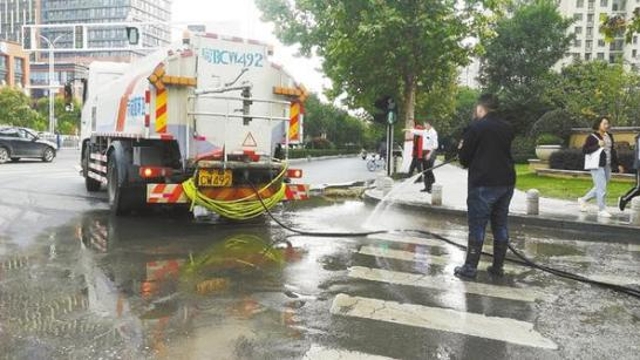 “洗脸净面” 美化环境