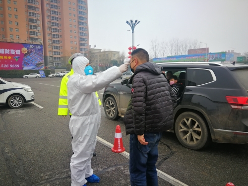 周口境内各收费站和服务区设立卫生检疫站