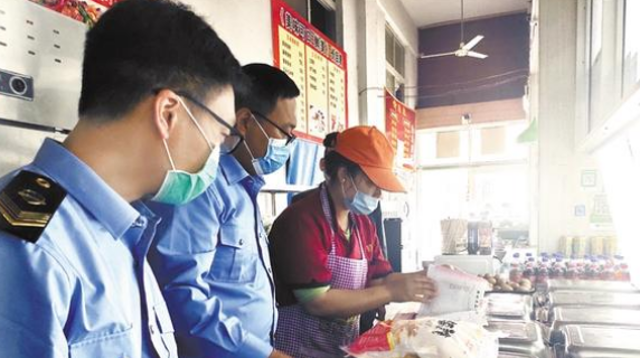 确保师生“舌尖上的安全”