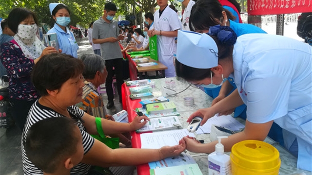 周口市开展 “世界无烟日”宣传活动