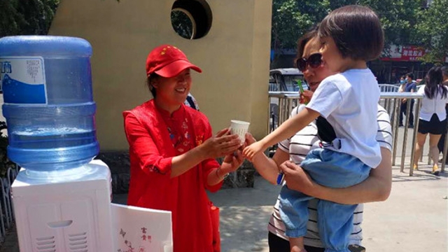 免费饮水点方便市民