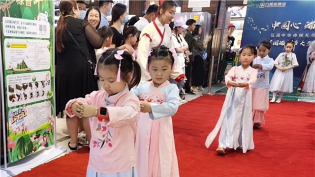 传统节日关注传统文化