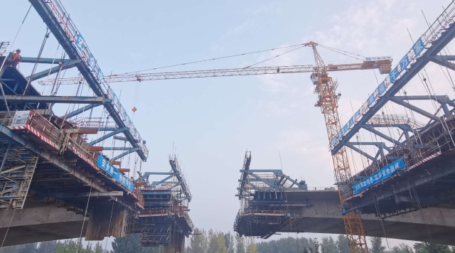 贾鲁河大桥左幅即将合龙