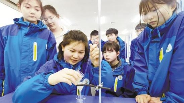 节水护水 从小做起