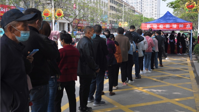 商水县全民接种新冠疫苗热情高