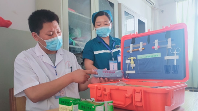 齐心协力 护航高考