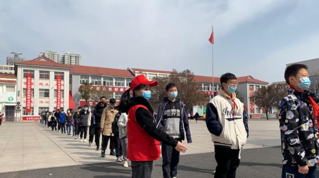 “疫”不容辞 志愿者助力核酸检测