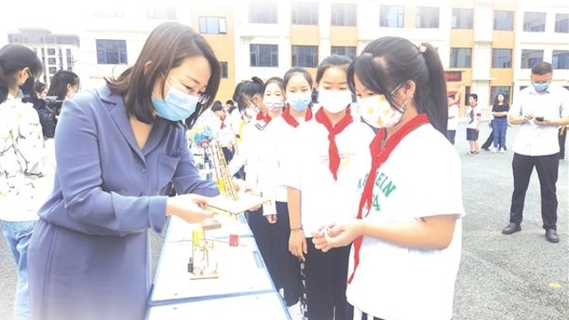 “科普日”照亮科技梦