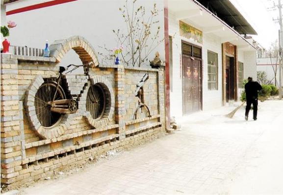 变废为宝砌花墙