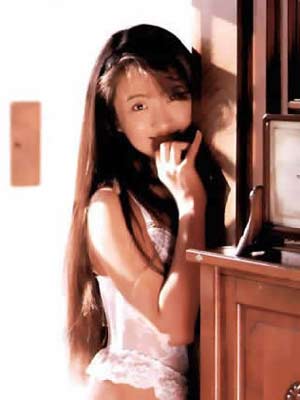 饭岛爱生前居家写真曝光