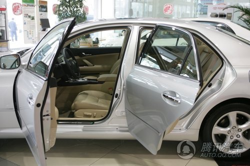 09款 锐志 2.5S 舒适版 到店实拍图