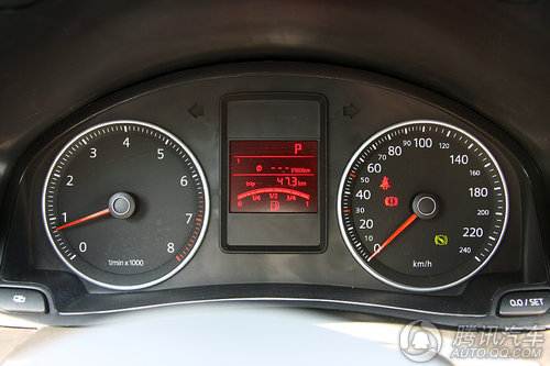 2011款新宝来1.4TSI自动舒适型 重点图解