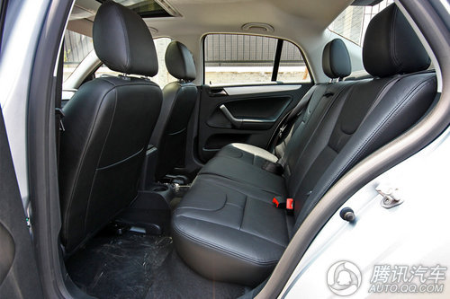 2011款新宝来1.4TSI自动舒适型 重点图解