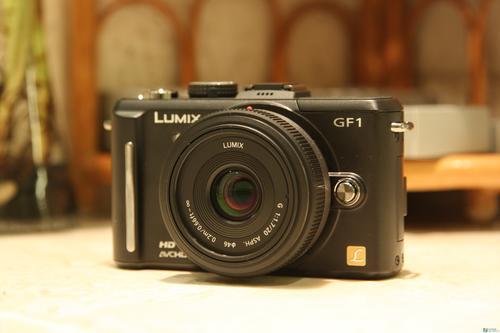 高画质家用便携相机松下GF1售价4950元