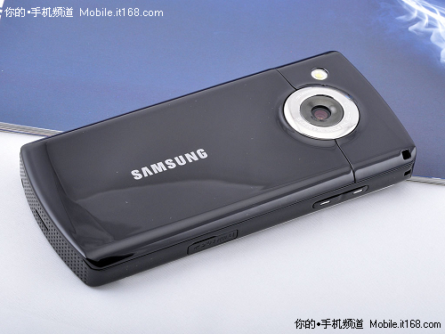 720P大屏机皇：三星i8910