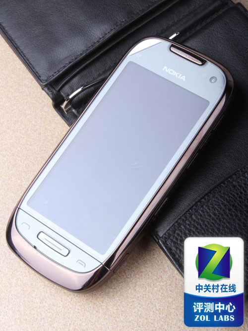 塞班3真正开山之作 诺基亚C7-00独家首测 