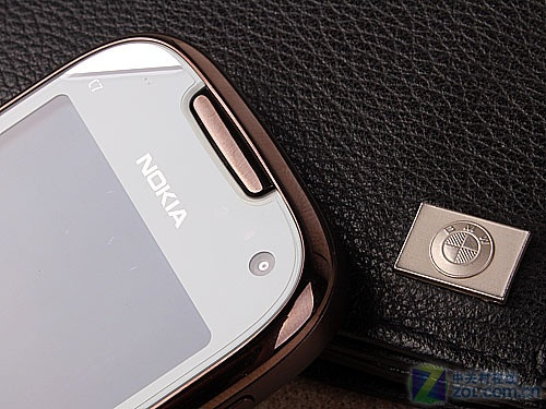 塞班3真正开山之作 诺基亚C7-00独家首测 