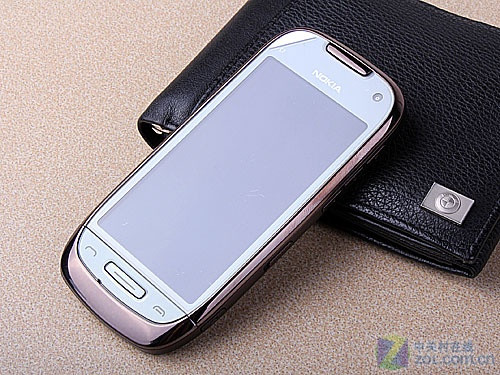 塞班3真正开山之作 诺基亚C7-00独家首测 