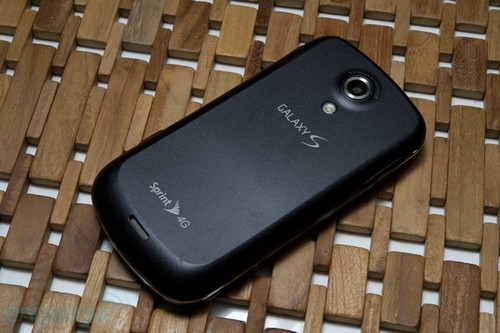 4寸大屏侧滑全键盘 三星Epic 4G初解析 