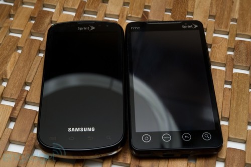 4寸大屏侧滑全键盘 三星Epic 4G初解析 