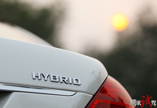 带头大哥 腾讯试驾奔驰S400 HYBRID