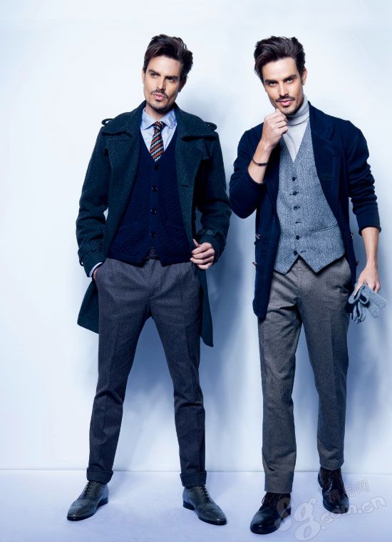 马甲搭配羊毛大衣