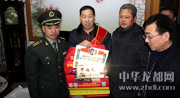 川汇区：立功喜报送到子弟兵家中