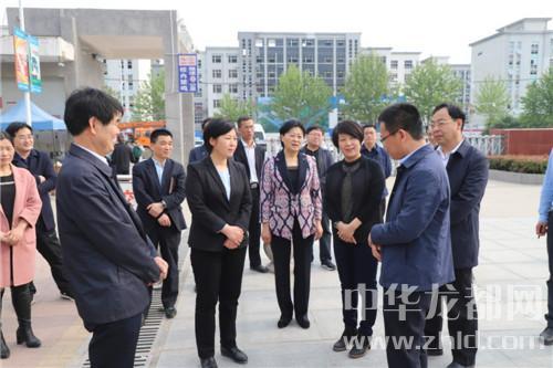 郸城县委书记罗文阁慰问高三备考师生